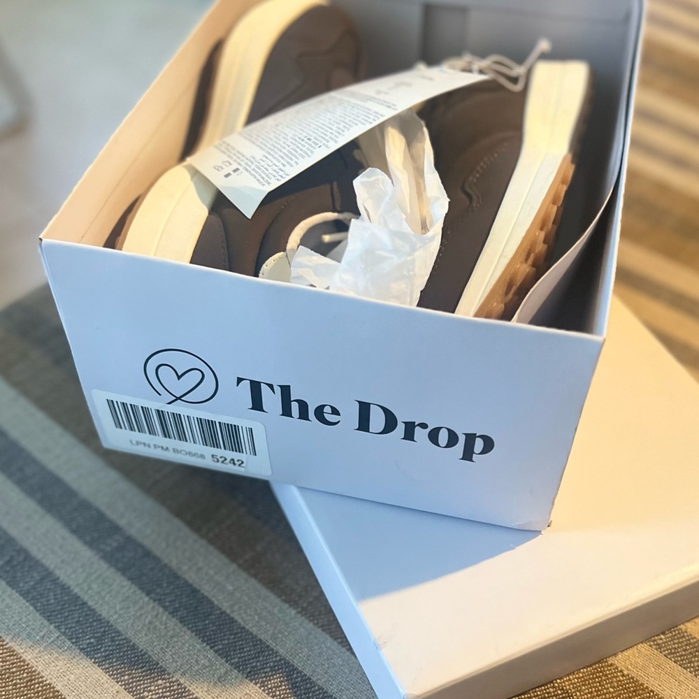 Like New! The Drop Andy Sneaker - Picture 11 of 16